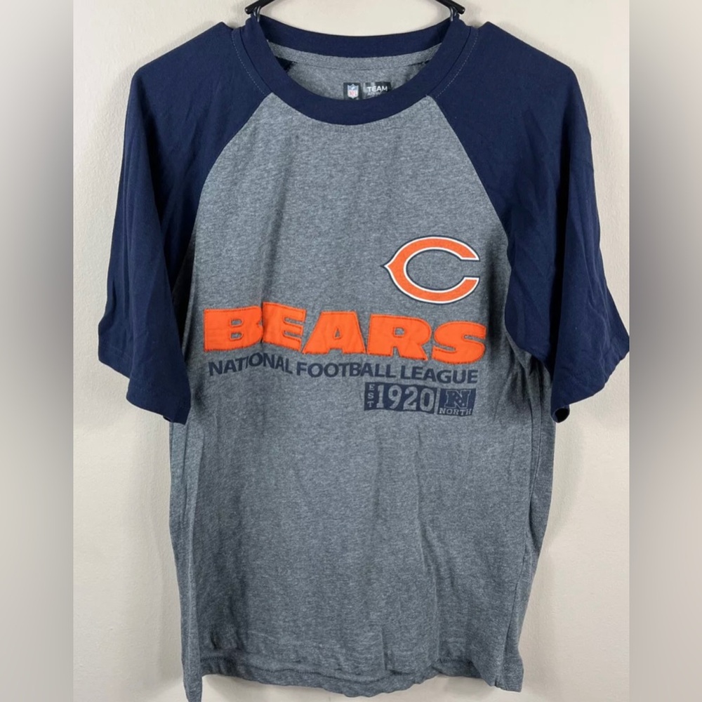 Chicago Bears Navy/Gray TShirt Sz Small Sewn Lettering Stitched Logo NFL